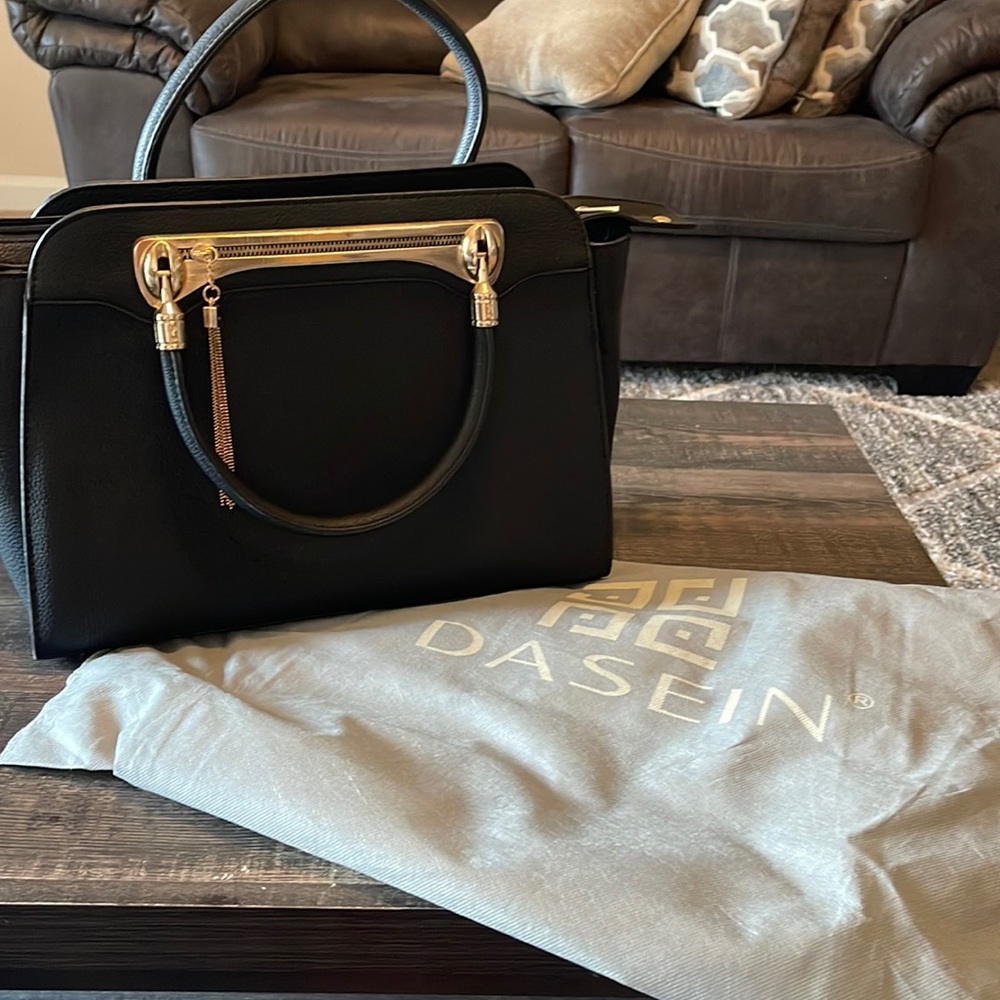 Black Medium purse